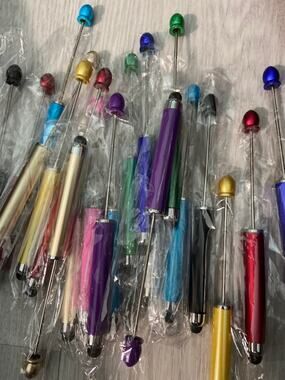 15 piece beadable screen pens assorted colors